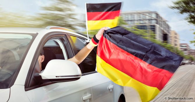 EM-Deko am Auto: Das sagt die StVO