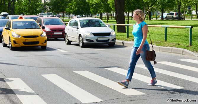 Bundesregierung will Fußgänger mit Autos gleichsetzen